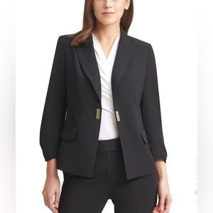 DKNY Women's Logo Bar 3/4-Sleeve Blazer Size 6P. NWT
